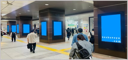 JR秋葉原駅新電気街口デジタルサイネージ